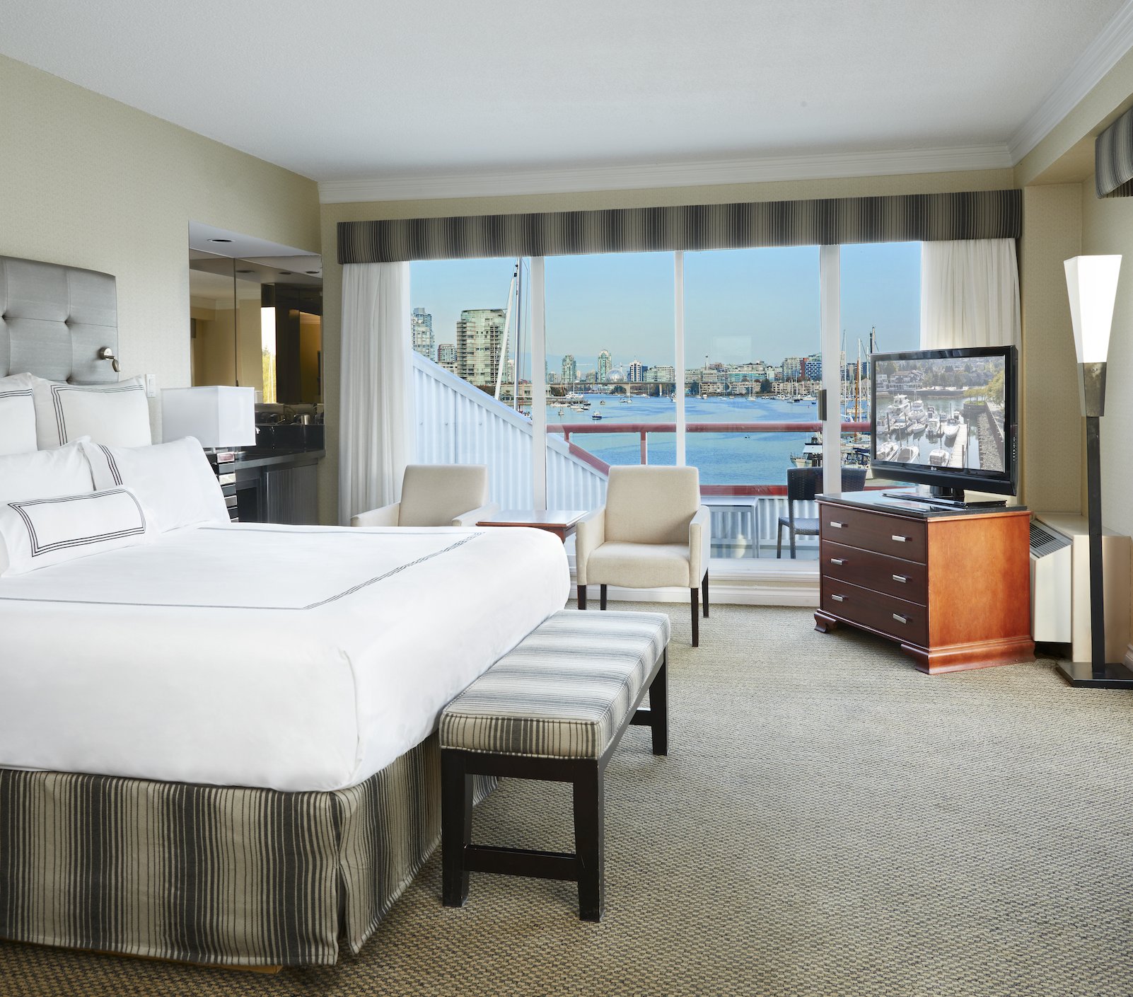 Vancouver hotel suite with waterfront view