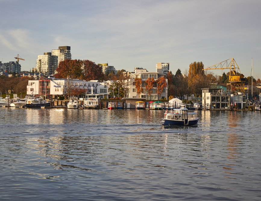 vancouver hotel fall offers