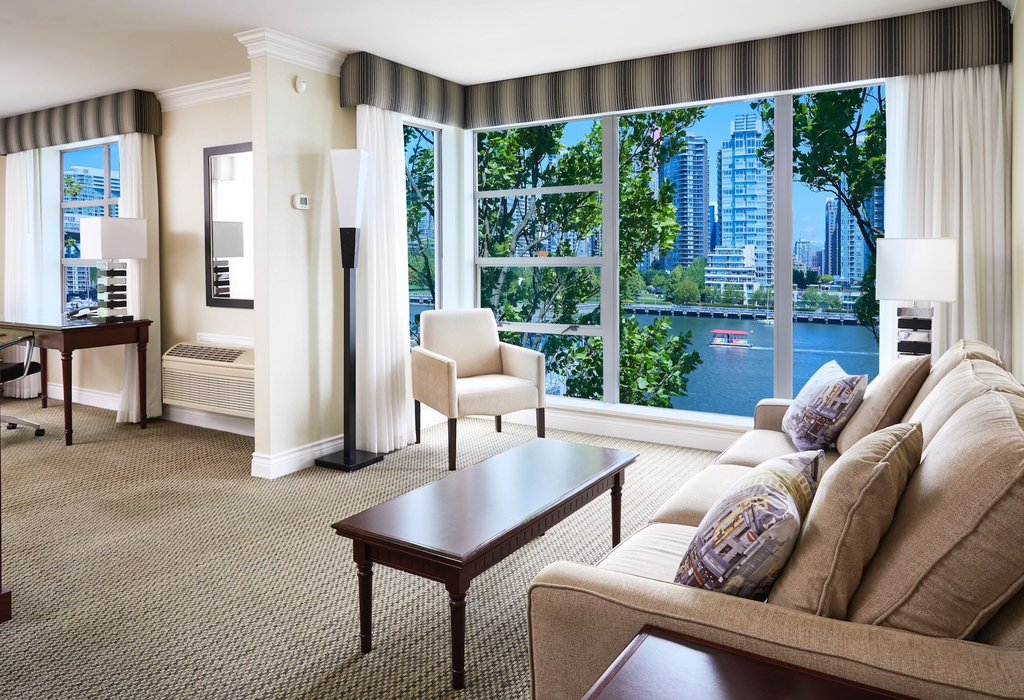 waterfront suite vancouver hotel
